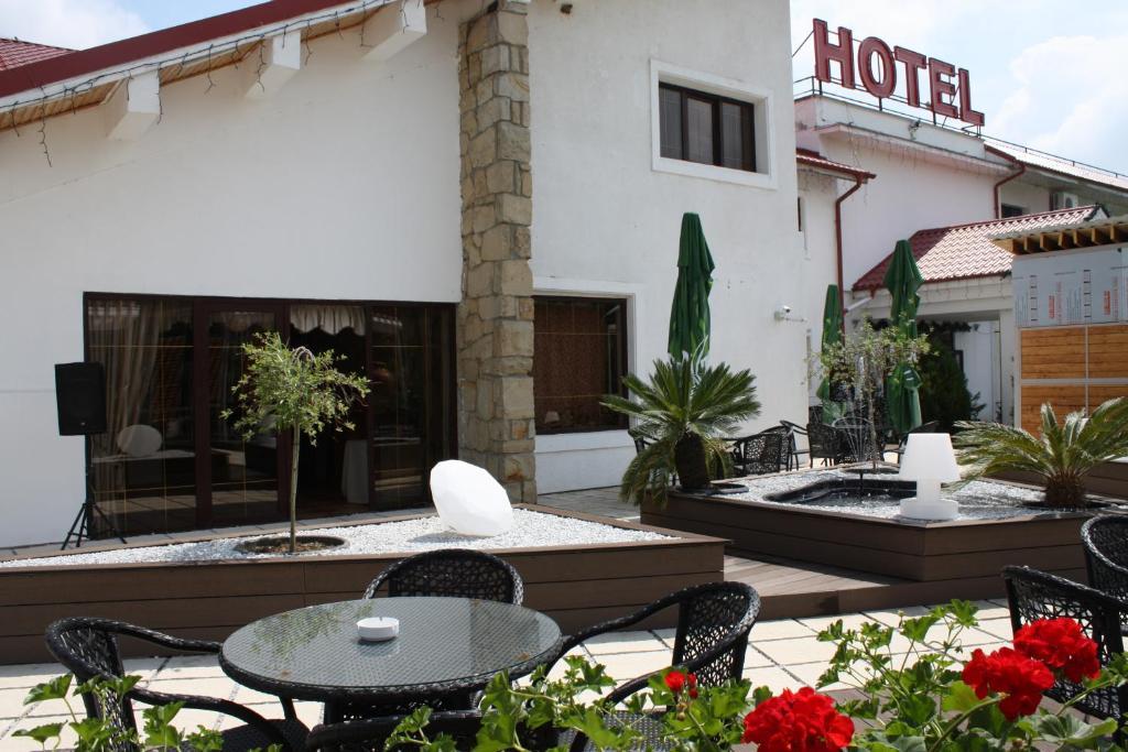 Hotel Magura Verde Bacău Exterior photo